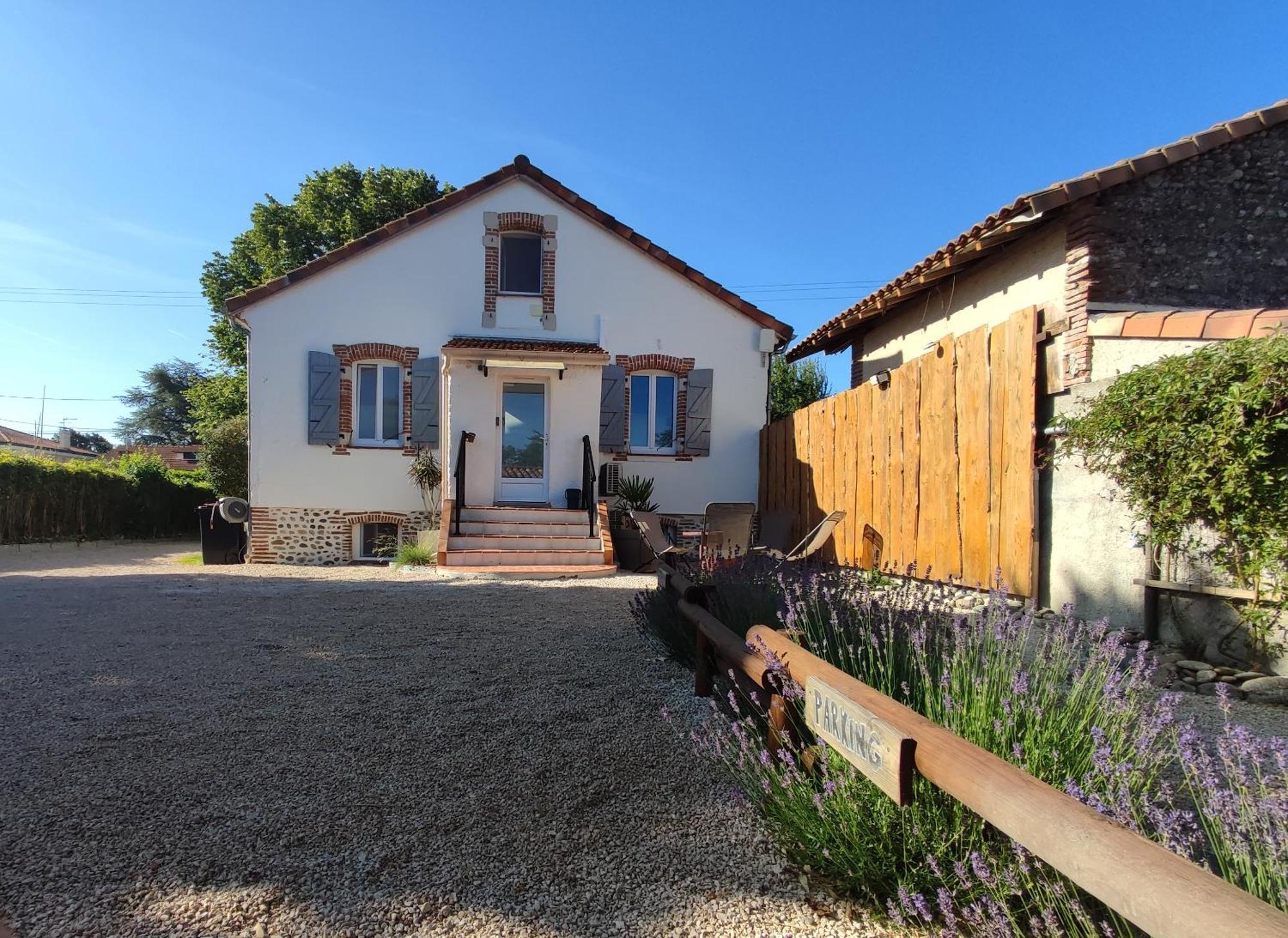 Villa Garona Avec Billard Proche Pyrenees Cazeres Dış mekan fotoğraf